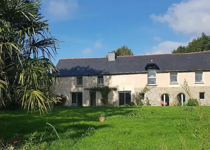 Auberge De La Hardouinais-Arduen